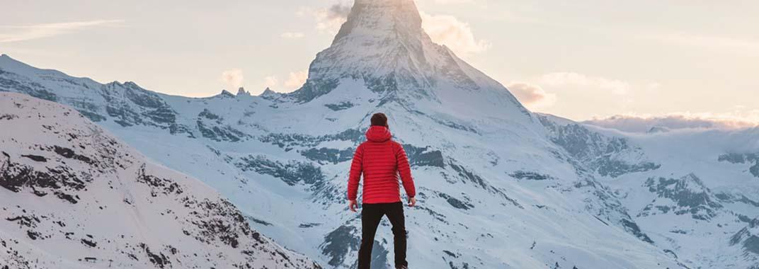 How to open a programming school Man in the mountains